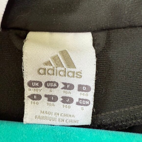 Boys ADIDAS Jacket small - Picture 4 of 6